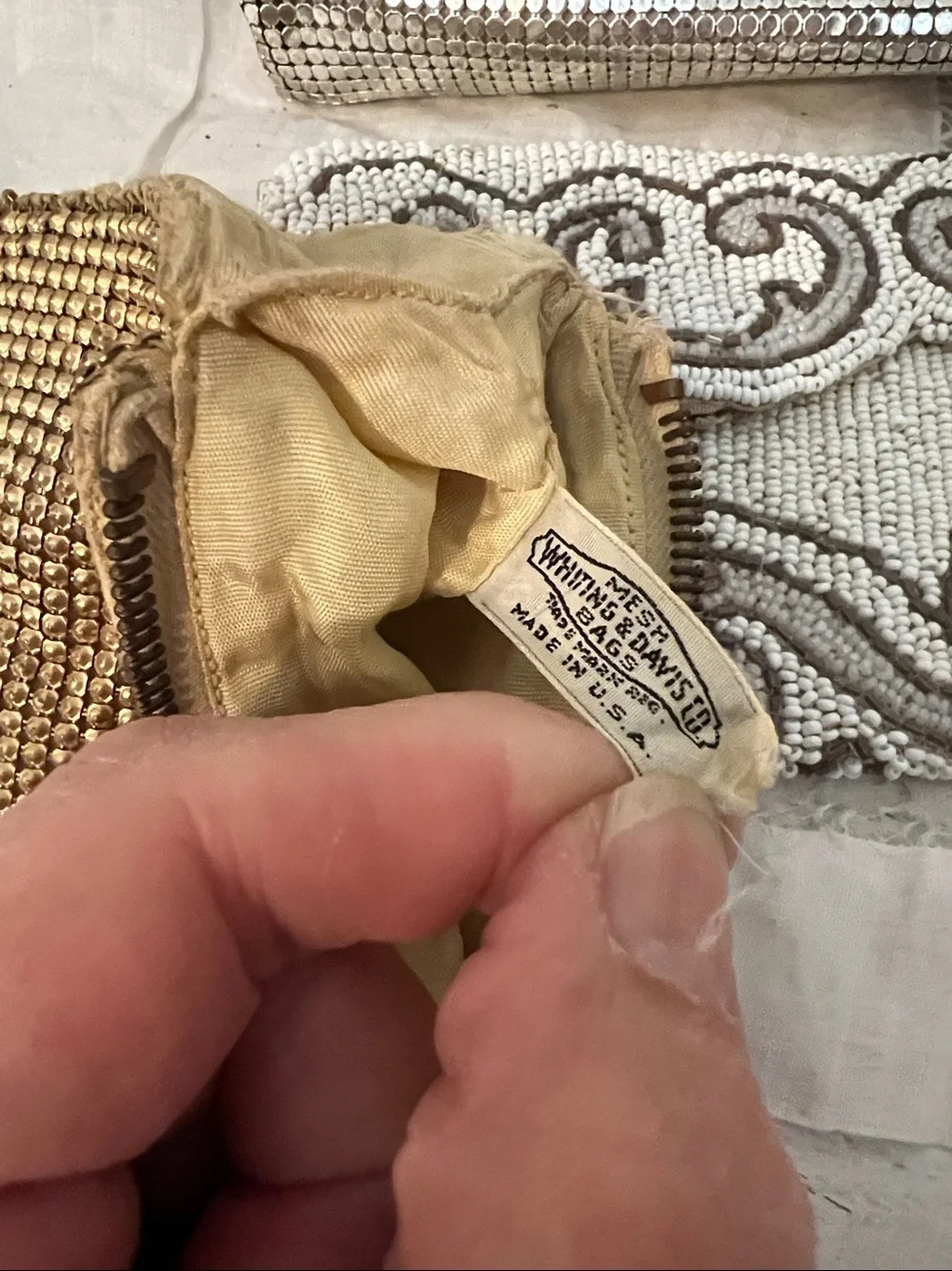 Lot Whiting & Davis mesh and unmarked beaded clutch purses